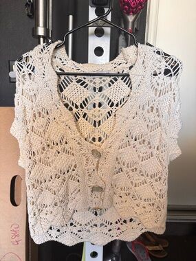 Zara Cream Crochet Button Vest